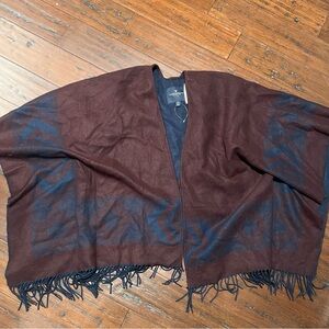 American Eagle new poncho one size
